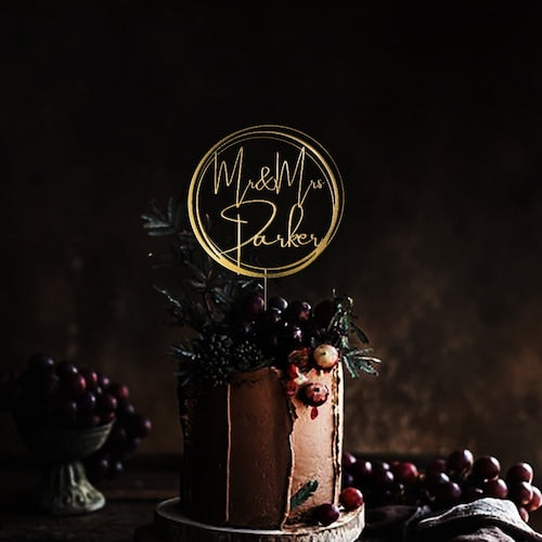 Personalized Couple Names Wedding Cake Topper – Custom Mr. & Mrs. Design