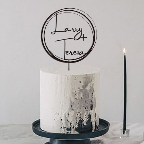 Personalized Couple Names Wedding Cake Topper – Custom Mr. & Mrs. Design