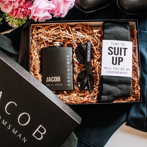 Groomsmen Proposal & Gift Box