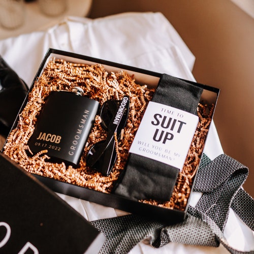Groomsmen Proposal & Gift Box