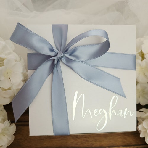 Personalized Bridesmaid Gift Box with Ribbon – 8x8x4