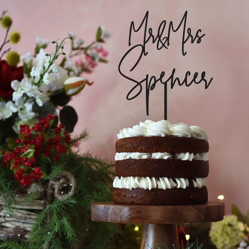 Custom Script Wedding Cake Topper – Personalized Design in Gold or Silver