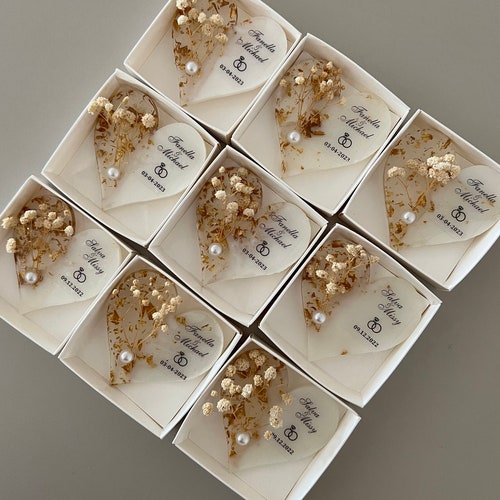 Unique Heart-Shaped Wedding Magnet Favors with Flowers