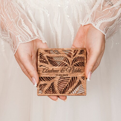 Custom Wooden Wedding Coasters – Personalized Favors for Guests