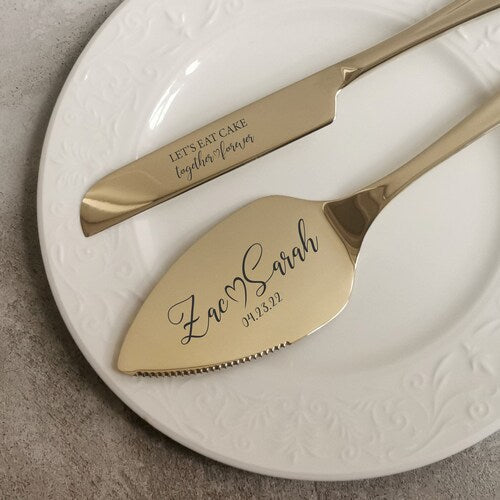 Personalized Wedding Cake Cutting Set with Gift Wrapping