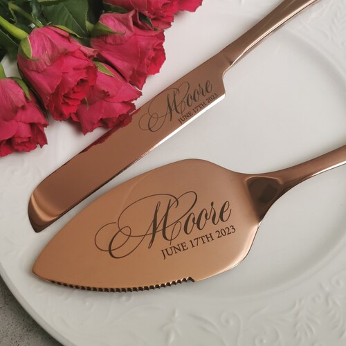 Personalized Wedding Cake Cutting Set with Gift Wrapping