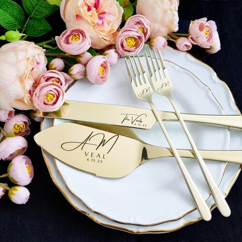 Personalized Wedding Cake Cutting Set