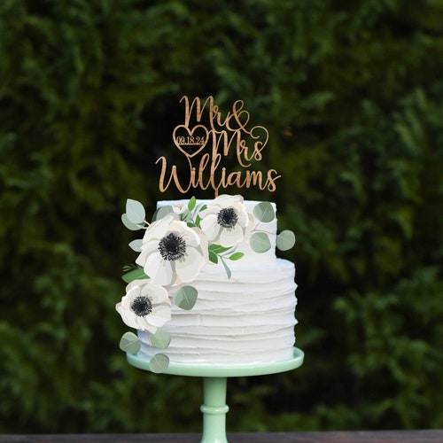 Personalized Mr & Mrs Wedding Cake Topper – Custom Gold or Wood Design