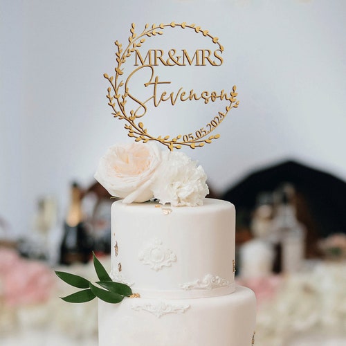 Personalized Gold Wedding Cake Topper – Mr. & Mrs. Custom Design