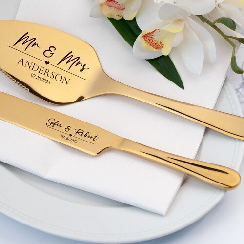 Personalized Wedding Cake Cutting Set with Forks