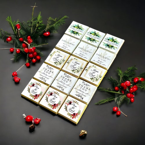 50 Personalized Wedding Chocolate Favors for Guests – Gold/Silver Foil Milk Chocolate