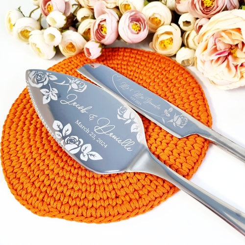 Floral Engraved Wedding Cake Cutting Set – Personalized Knife and Server
