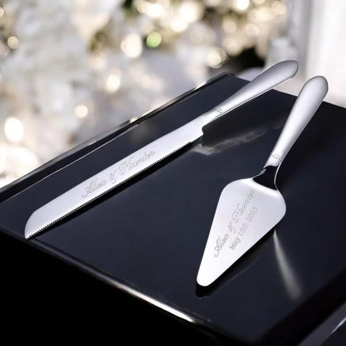 Personalized Wedding Cake Cutting Set – Knife & Server in Gold, Silver, or Black